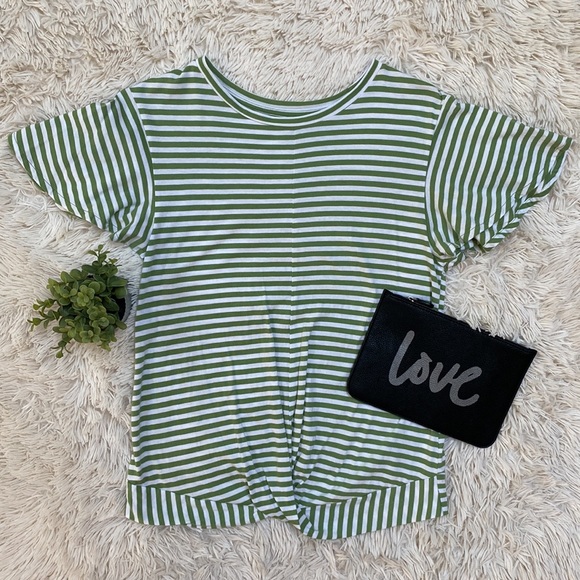 Banana Republic Factory Designer Tee 💗 Green & White - Picture 2 of 14